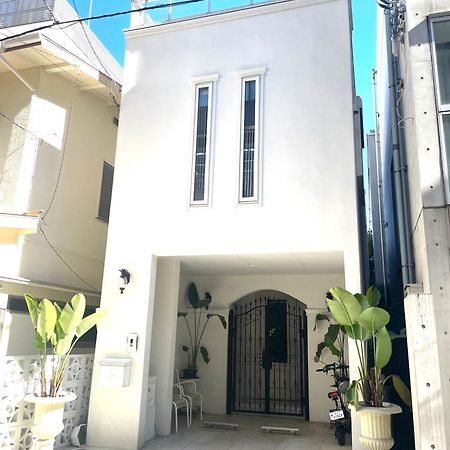 Small Villa Tokyo 渋谷まで2駅10分 青山一丁目駅徒歩3分一軒家ペット歓迎お子様歓迎駐車場あり6人までok Экстерьер фото